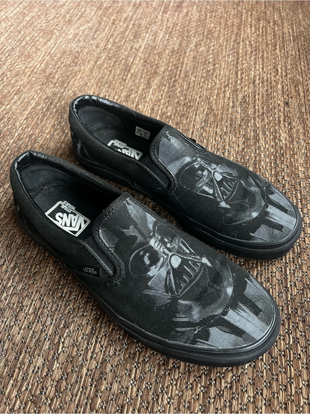 Vans x Star Wars Darth Vader Classic Slip-On Men’s 9 Black
